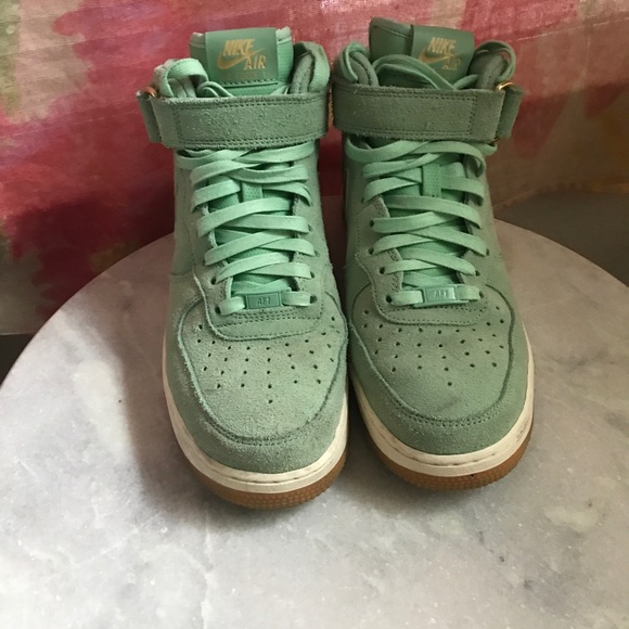 mint green suede air force 1